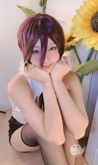 女同国产_超清在线观看完整版